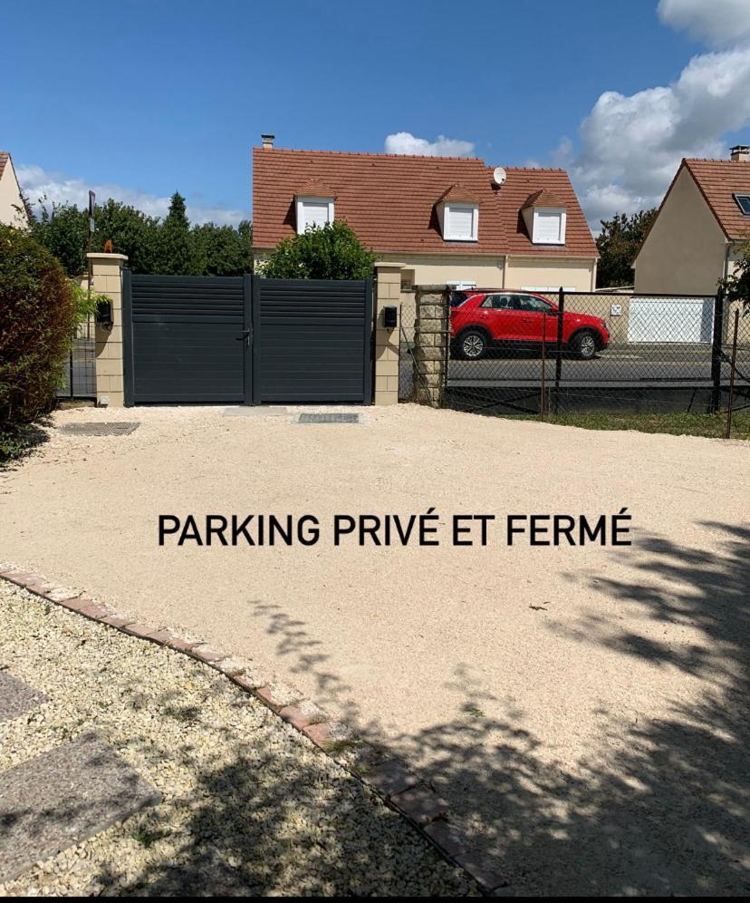 L'Echappee Briarde Apartman Marles-en-Brie Kültér fotó